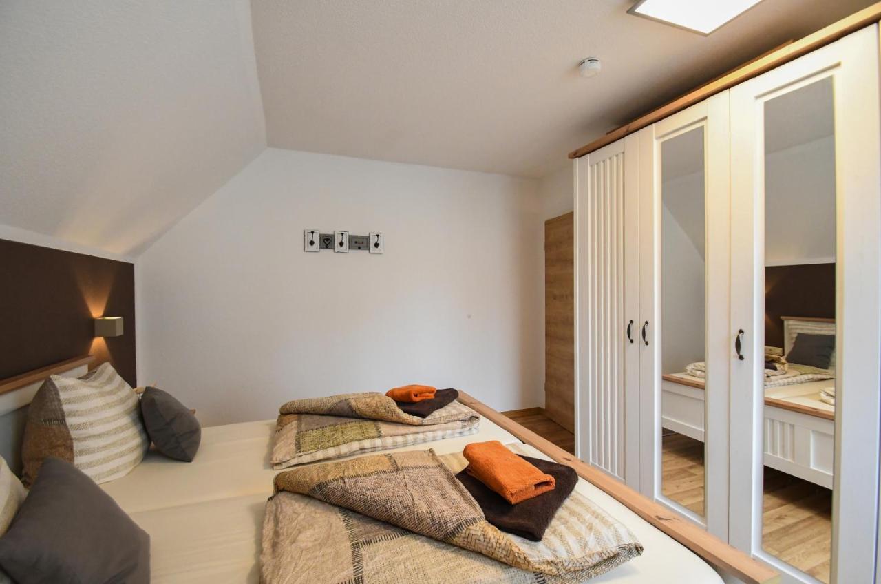 Ferienwohnung Weitblick Mit Logia Лоббе Экстерьер фото